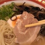佐賀ラーメン　美登里 - 薄くスライスされた叉焼！