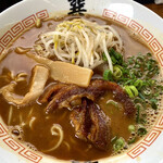 Tatsumiya - 肉入り並820円