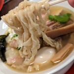 中華そば 麦笑 - 特製わんたん麺（塩　麺リフト）