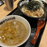 Kakunaka Udon Ten - 肉つけうどん2玉(肉半分)