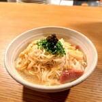 bistro IZUMY - ⚫富山県名物『大門素麺』の冷製ボンゴレ・ビアンコ