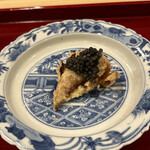 銀座 きた川 - 子持ちヤリイカ、燻製キャビア