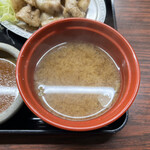 Uchuuken Shokudou - とんバラ定食 750円 (お味噌汁)