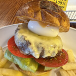 Burger Revolution Tokyo Wine & Bar - 