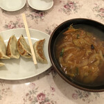 北京 - タンタンメンと餃子のセット
