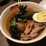 スープカリー スアゲ プラス - せせりの塩麹漬けカレー(エビスープ)