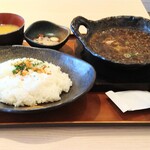 ステーキの店 吉備 - 牛ホルモン土鍋カレー定食