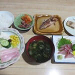 サンチョク鮮魚荒木 - 刺身定食