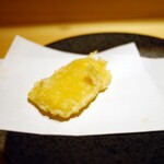 鮨しいな - とうもろこしの天ぷら