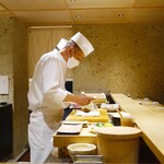 鮨しいな - 大将の椎名さん