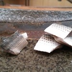 寿司割烹 魚紋 - 新子、小鰭のつまみ♪