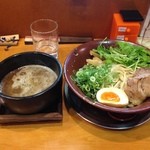 とんこつらーめん ひかり - 2013年8月6日火曜日限定魚介とんこつつけ麺