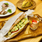 カフェ プラス - 