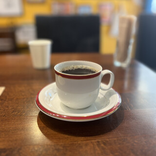 STILL THINKING COFFEE_0