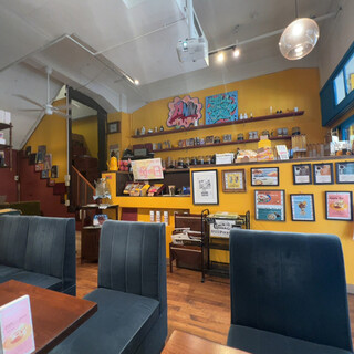 STILL THINKING COFFEE_2