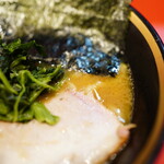 横浜家系総本山 吉村家直系店 ラーメン内田家 - 