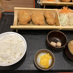 なごみどり - やわらかとりカツ定食