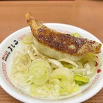 大阪餃子専門店 よしこ - 