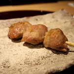 おみ乃 - あか（内もも）