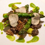 レストラン オオツ - 2023.5 北海道ジェットファーム産ハセパラ（長谷川さんのグリーンアスパラガス）フランス産モリーユ茸 フランス産春トリュフ