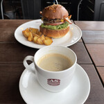 エーエス クラシックス ダイナー - 『Bacon  Cheese Burger¥1,750』 『lunch drink¥150』