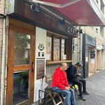 Homemade Ramen 麦苗 - 外観①