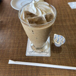 Koohii Semmon Ten Toua - セットのカフェ・オ・レ