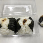 Komeyano Tedukurionigiri Tashi - こんぶ 150円/しぐれ 150円