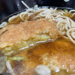 Hakone Soba - 蕎麦つゆ完全浸透！デロデロ〜。そして黄色い断面。