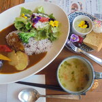 停車場ガーデン - 信州むらさき米と季節野菜の菜園風カレー
