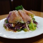 ロマネ - 生ハムサラダ