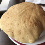 SHIKHAR - あげパンです。大きく生地は厚めでカレーに合います！