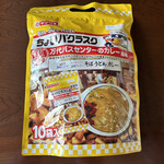 名物 万代そば - こちらがカレーラスク。「ヤマザキ」のロゴが入っているので、コラボ商品でしょうかね。