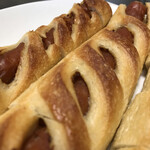 粉とクリーム - スリットに着目する。