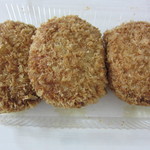 人形町今半 - 帰りに、地下２階の今半精肉売り場で、「すきやきコロッケ」を買って帰りました。