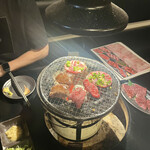 Gyuutan Horumon Yakiniku Yuutaku Hachioujiten - 