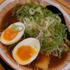 京都北山元町らーめん  - 煮卵入りらーめん(900円) ネギ大盛り