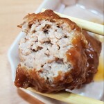 大養軒 - 豚挽き肉ぎっしり！