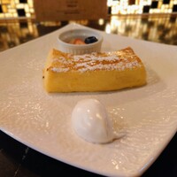 BISTRO FAVORI 代官山 - フレンチトースト(+550円は80％の客が頼むとな？せやろな旨いから) 202305