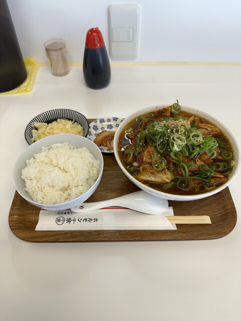 ホルモン千葉 大阪梅田店>