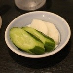 手打うどん すみた - お酒のお通し