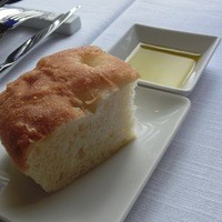 MAIN DINING by THE HOUSE OF PACIFIC - フォカッチャ