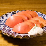 Kushikatsu Denchan - 切られたこと、このトマトはまだわかってません