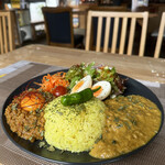 くにっこハウス - あいがけカレー