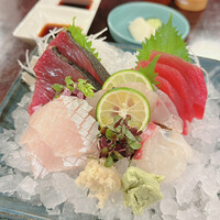 ざくろ 銀座店 - こちらは友達が頼んだ『お刺身定食』♡ ざくろ 銀座店 - こちらは友達が頼んだ『お刺身定食』♡