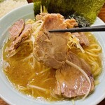 家系ラーメン まこと家 - 