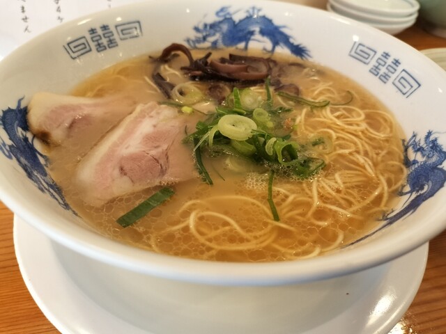 桜蔵 （さくら） - 博多/ラーメン | 食べログ