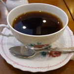 Tsubakiya Kafe - これもランチ付属の椿屋ブレンドですが、主人のカップは模様が違いました