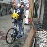 フスマにかけろ 中崎壱丁 中崎商店會1-6-18号ラーメン - 新店オープン前日の実藤店主(2013/8)