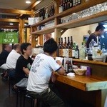 やきとん いっぽ - ここのカウンターは良いカウンター♡